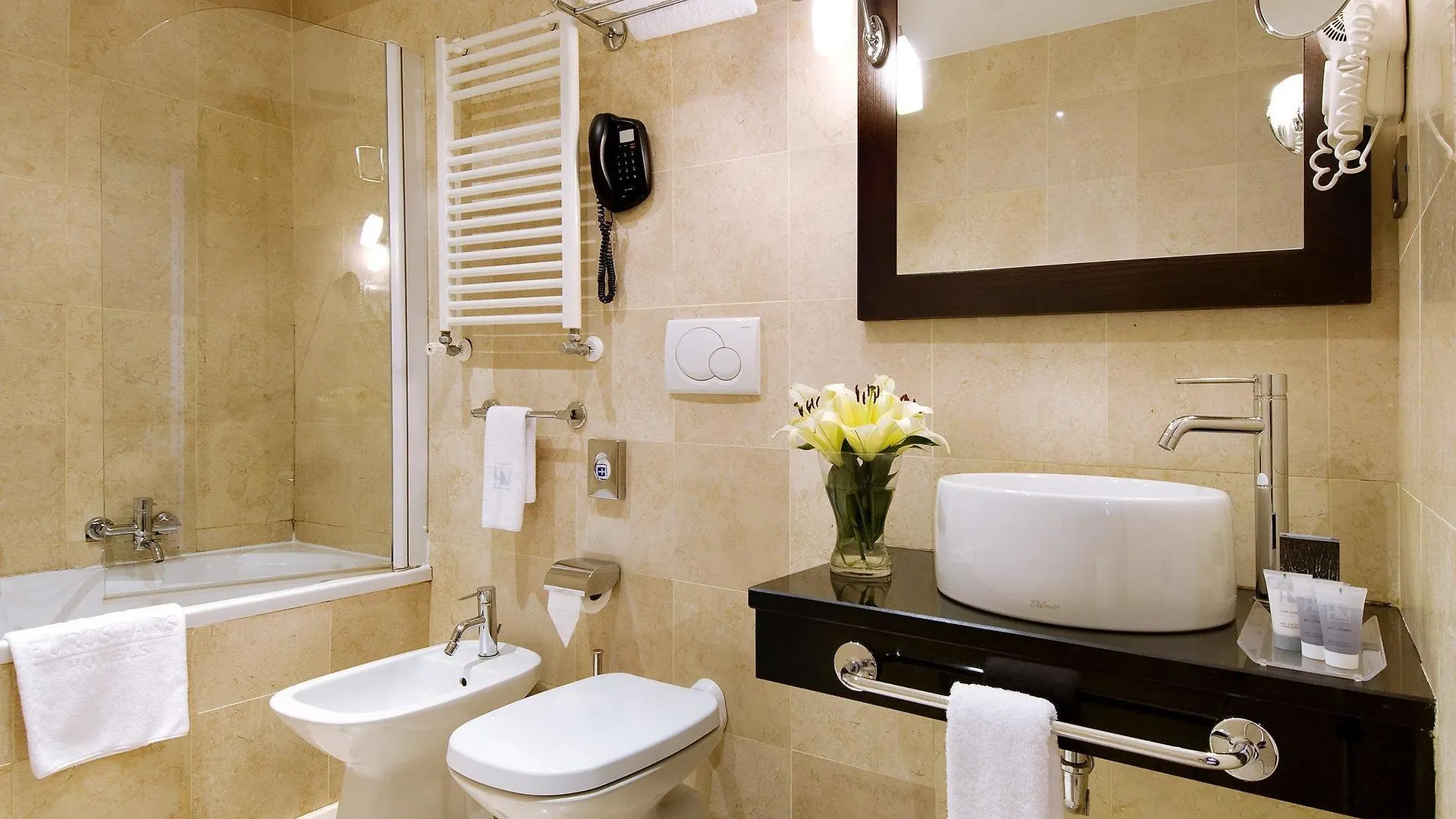 Exe International Palace Rome 4*,  Italy