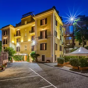 Hotel Romoli, Řím