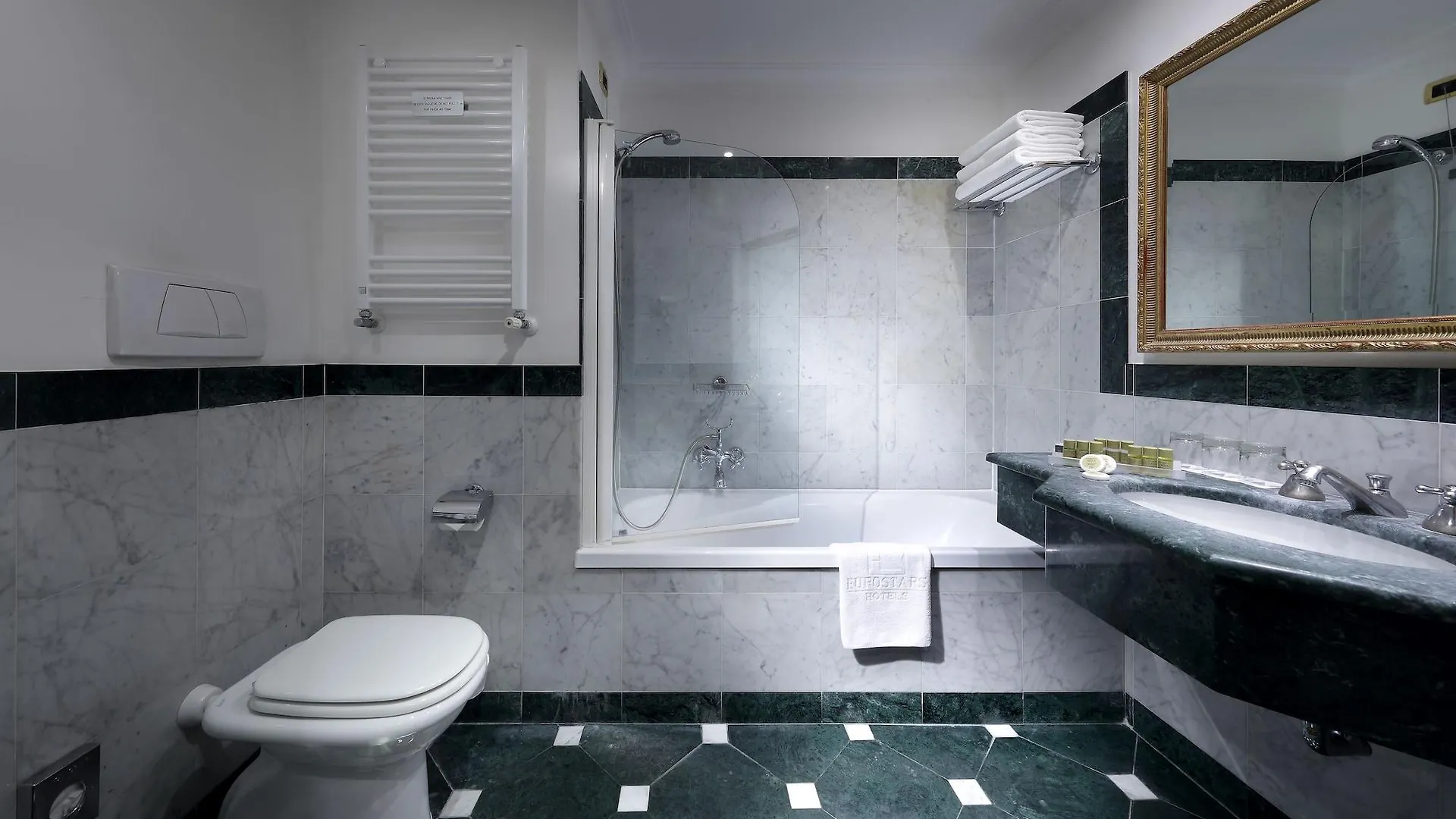 Exe International Palace Roma Hotel