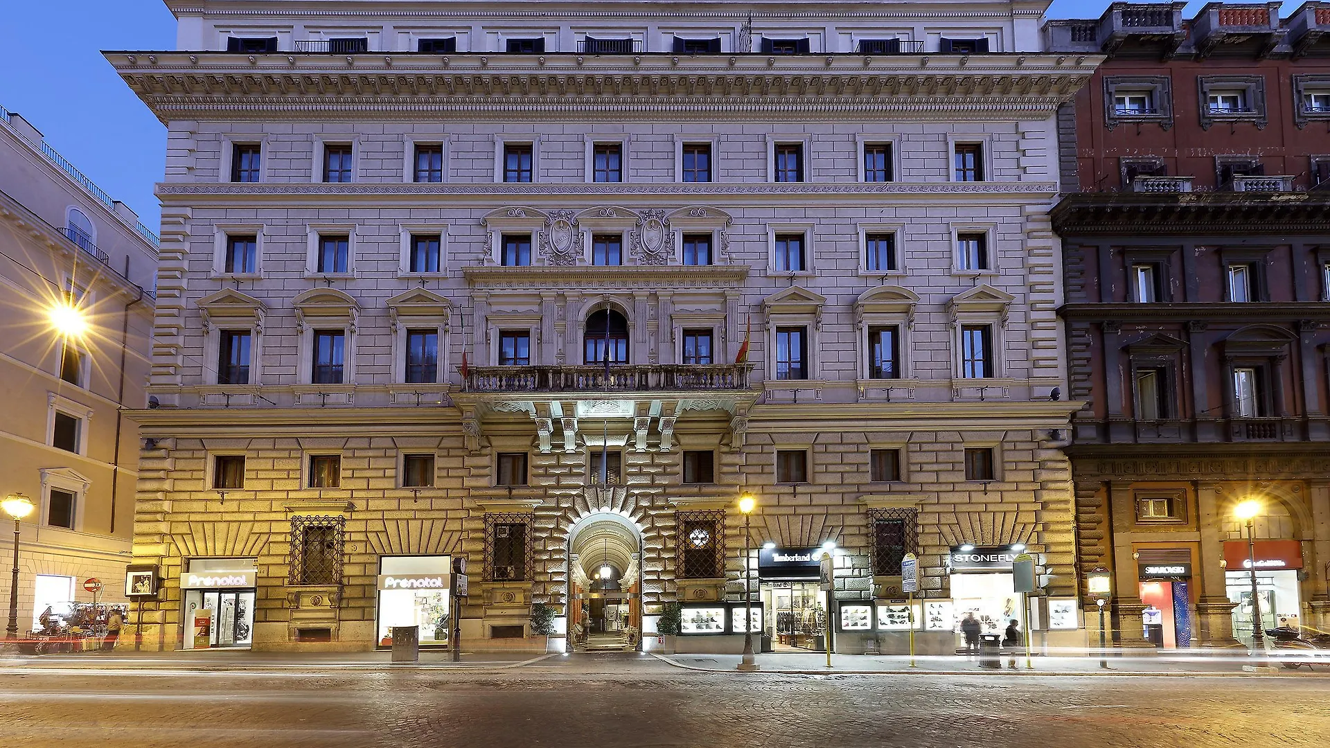 Exe International Palace Roma Itália