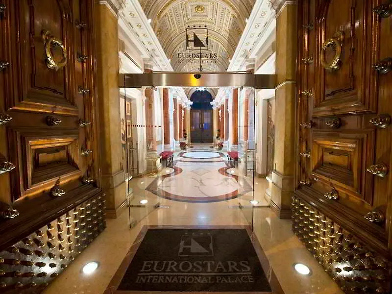 Exe International Palace Roma Itália